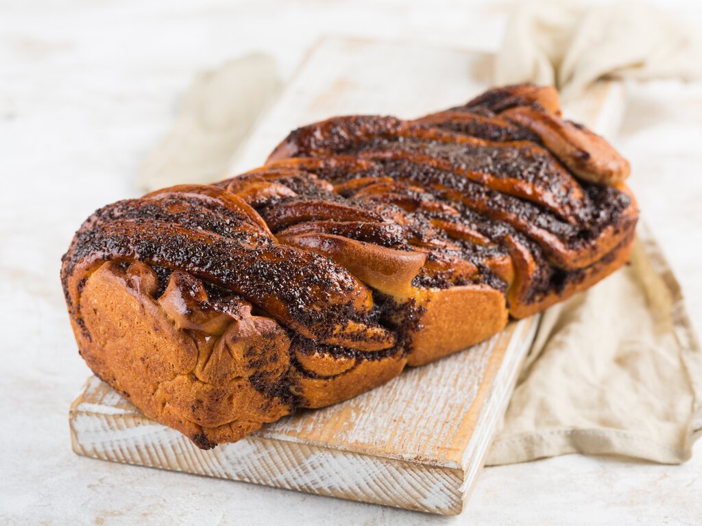 Рулет маковый